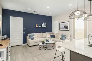 3258 W Via Dona Rd, Phoenix, AZ 85083 - Photo 9
