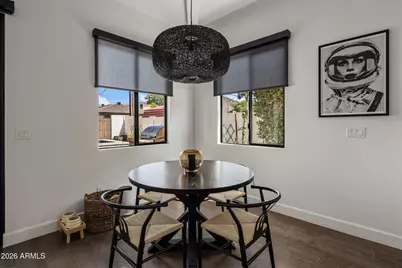 4506 E Montecito Avenue, Phoenix, AZ 85018 - Photo 9