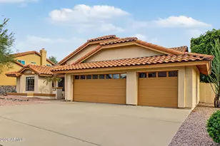 1101 E Braeburn Dr, Phoenix, AZ 85022 - Photo 3