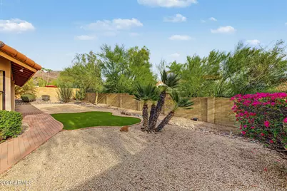 1101 E Braeburn Drive, Phoenix, AZ 85022 - Photo 29