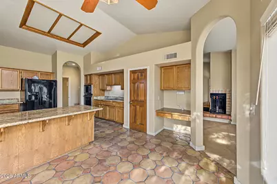 1101 E Braeburn Drive, Phoenix, AZ 85022 - Photo 9