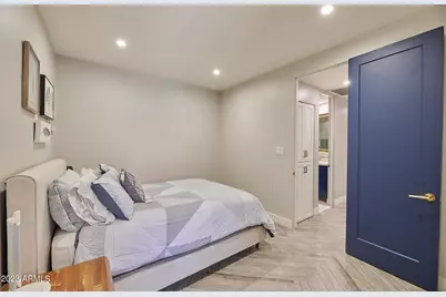5750 N Scottsdale Road, Paradise Valley, AZ 85253 - Photo 11