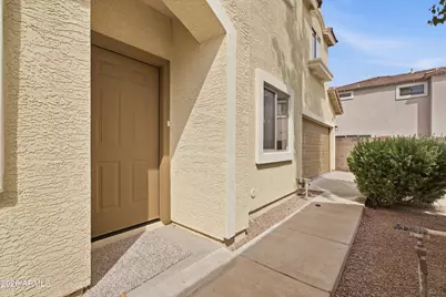 1575 E Baylor Lane #B, Gilbert, AZ 85296 - Photo 3