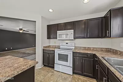 41375 W Hopper Drive, Maricopa, AZ 85138 - Photo 11