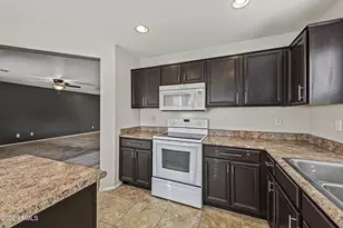41375 W Hopper Dr, Maricopa, AZ 85138 - Photo 11