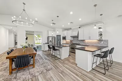3806 N 14th Place, Phoenix, AZ 85014 - Photo 9
