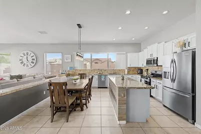25203 N 42nd Avenue N, Phoenix, AZ 85083 - Photo 9