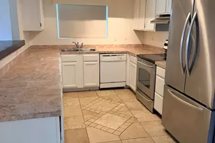 13822 N 41st Ct, Phoenix, AZ 85053 - Photo 11