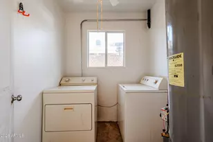1933 W Mitchell Dr, Phoenix, AZ 85015 - Photo 21