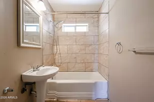 1933 W Mitchell Dr, Phoenix, AZ 85015 - Photo 13