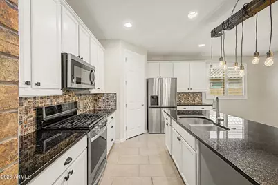 5659 N 195th Drive, Litchfield Park, AZ 85340 - Photo 17