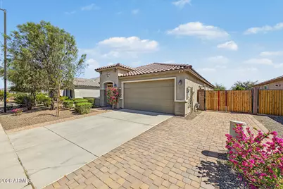5659 N 195th Drive, Litchfield Park, AZ 85340 - Photo 3