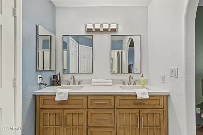 8582 N 110th Drive, Peoria, AZ 85345 - Photo 17