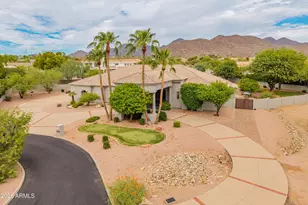 10768 E Laurel Ln, Scottsdale, AZ 85259 - Photo 1