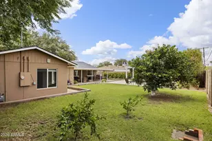 4440 E Clarendon Ave, Phoenix, AZ 85018 - Photo 39