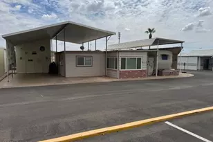 301 E Cholla Ln, Florence, AZ 85132 - Photo 1