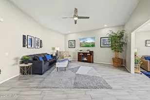 17473 N Del Webb Blvd, Sun City, AZ 85373 - Photo 17