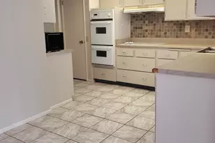 18019 N 132nd Ave, Sun City West, AZ 85375 - Photo 11