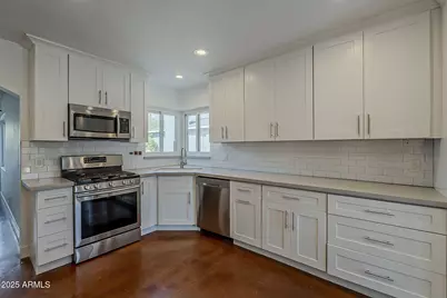 331 W Edgemont Avenue, Phoenix, AZ 85003 - Photo 15