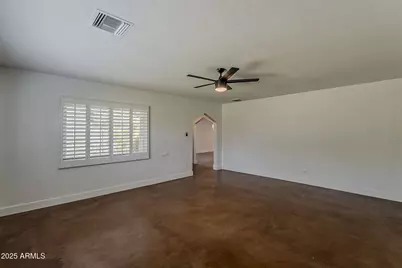 331 W Edgemont Avenue, Phoenix, AZ 85003 - Photo 7