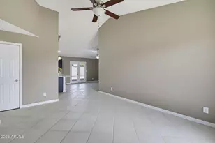 11759 N 68th Ave, Peoria, AZ 85345 - Photo 15