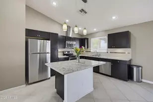 11759 N 68th Ave, Peoria, AZ 85345 - Photo 9