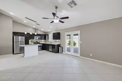 11759 N 68th Avenue, Peoria, AZ 85345 - Photo 13