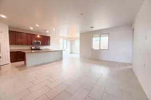 9833 E 9833 Kinetic Dr, Mesa, AZ 85212 - Photo 3