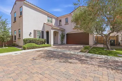 944 E Anderson Avenue, Phoenix, AZ 85022 - Photo 1