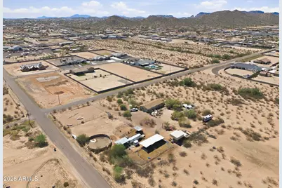 2030 W Rolls Road, San Tan Valley, AZ 85144 - Photo 7