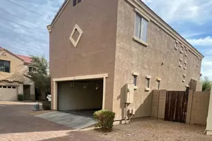 1332 E Dunbar Dr, Phoenix, AZ 85042 - Photo 3