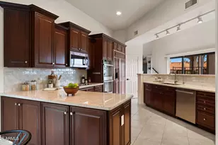 15548 E Cavern Dr, Fountain Hills, AZ 85268 - Photo 5