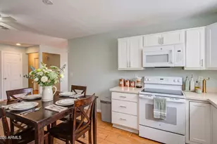 3013 N 52nd Pkwy, Phoenix, AZ 85031 - Photo 5