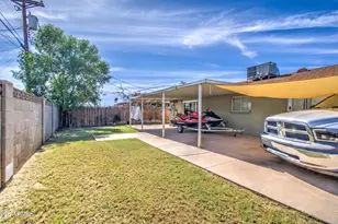 3013 N 52nd Pkwy, Phoenix, AZ 85031 - Photo 13