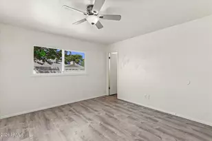 14234 N 33rd Ave, Phoenix, AZ 85053 - Photo 17