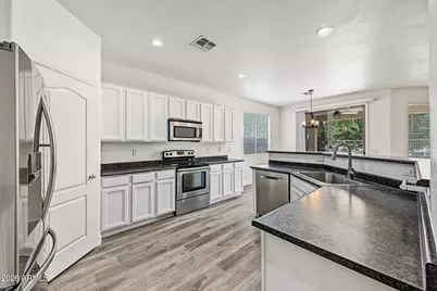 15395 W Jackson Street, Goodyear, AZ 85338 - Photo 11