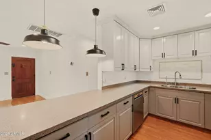 2208 E Turney Ave, Phoenix, AZ 85016 - Photo 17