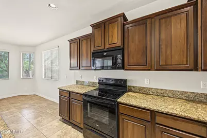 3334 E Grand Canyon Drive, Chandler, AZ 85249 - Photo 9