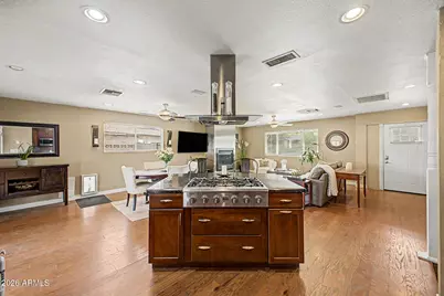 10835 N 39th Street, Phoenix, AZ 85028 - Photo 9