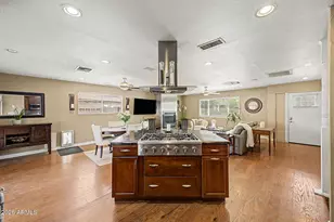 10835 N 39th St, Phoenix, AZ 85028 - Photo 9