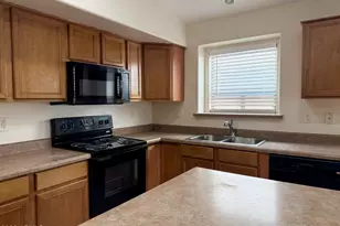 5622 W Jones Ave, Phoenix, AZ 85043 - Photo 3