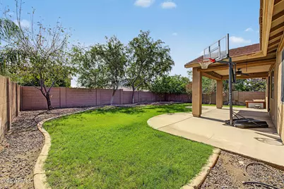 5439 W Quail Track Drive, Phoenix, AZ 85083 - Photo 29