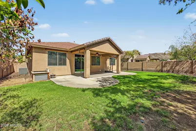 5439 W Quail Track Drive, Phoenix, AZ 85083 - Photo 31