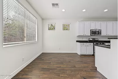 5439 W Quail Track Drive, Phoenix, AZ 85083 - Photo 13