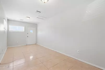 3625 W San Juan Avenue, Phoenix, AZ 85019 - Photo 15