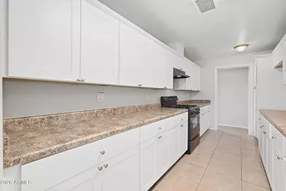 3625 W San Juan Avenue, Phoenix, AZ 85019 - Photo 11