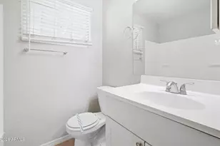 3625 W San Juan Ave, Phoenix, AZ 85019 - Photo 29