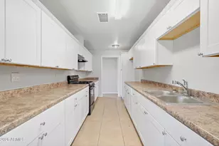 3625 W San Juan Ave, Phoenix, AZ 85019 - Photo 9