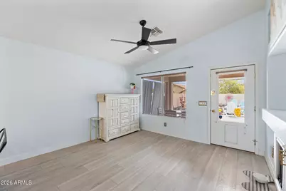 7633 W Foothill Drive, Peoria, AZ 85383 - Photo 17