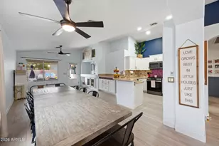 7633 W Foothill Dr, Peoria, AZ 85383 - Photo 15